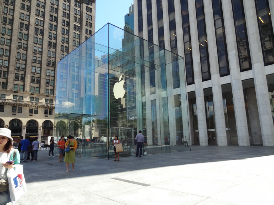 Apple 5th Avenue